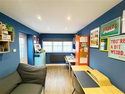 Picture 30